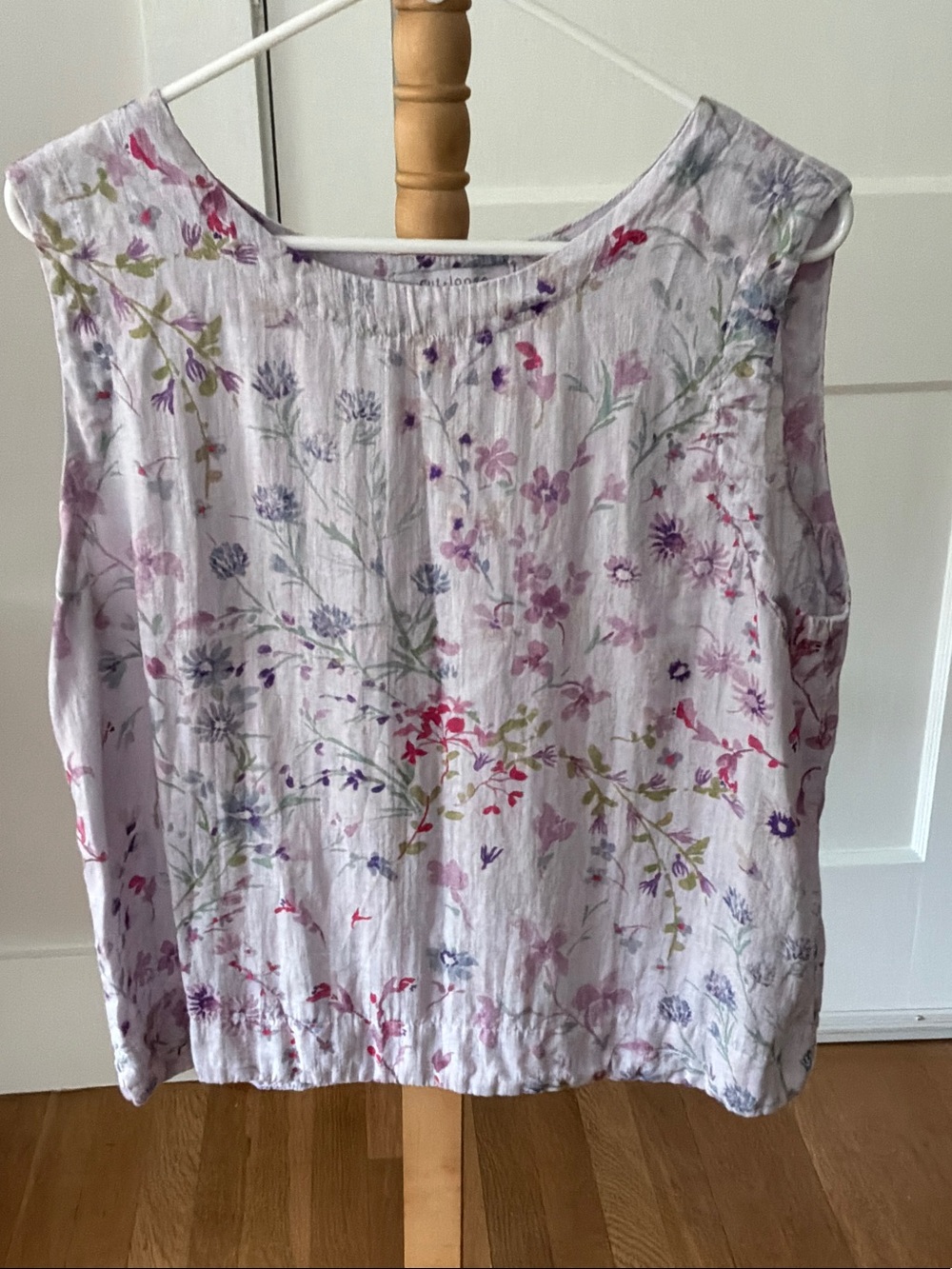 cut loose Lavender Floral Sleeveless Linen Blouse